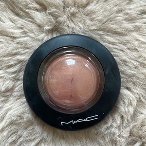 M·A·C Mineralize Blush (Warm soul)
